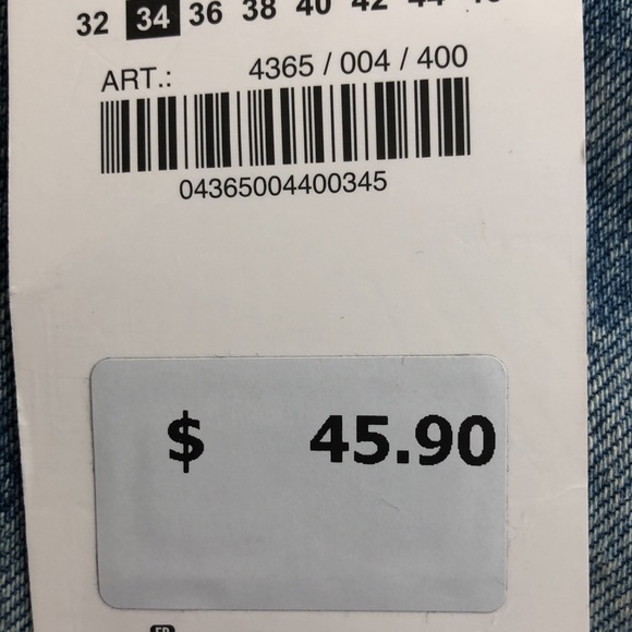 NWTs Zara high rise frayed denim short extra pocket detail - Picture 8 of 11